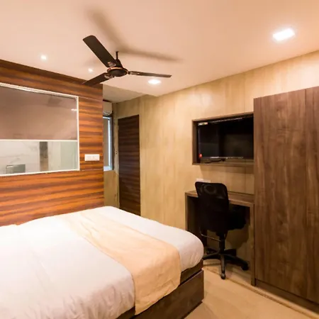 Hotel New Sky Palace Residency- Near International Airport Andheri East-3